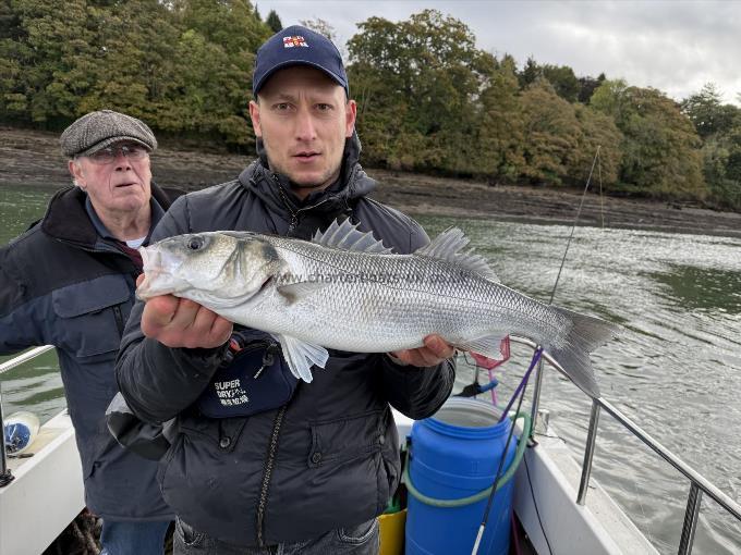 3 Kg Bass by Ivan Konstanto