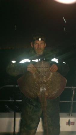 17 lb Thornback Ray by darren rowley