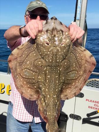 1 lb 1 oz Undulate Ray by Mick