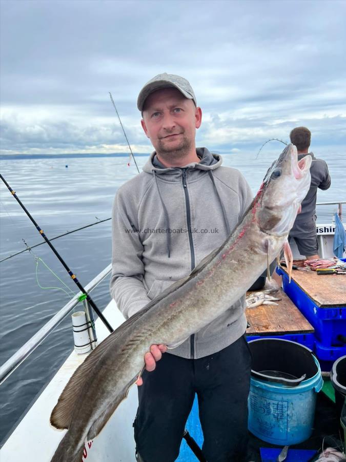 10 lb 2 oz Ling by Waldek.