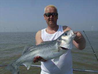 7 lb 2 oz Bass by lee johnson