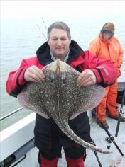 12 lb 7 oz Thornback Ray by rocko