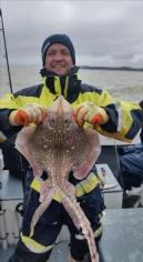 4 lb 4 oz Common Skate by Andrew, first one ever.