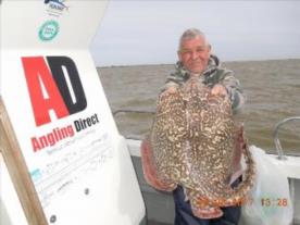 15 lb Thornback Ray by Martin Payne with a cracking thornback