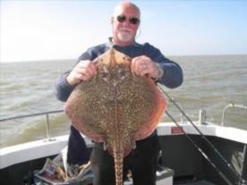13 lb 4 oz Thornback Ray by Terry Fosters skate one of 18 fish all released